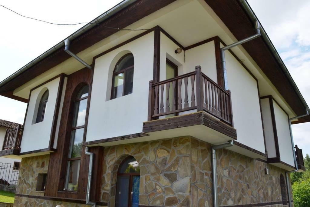 Sichanova Guest House Brŭchkovtsi Exterior foto